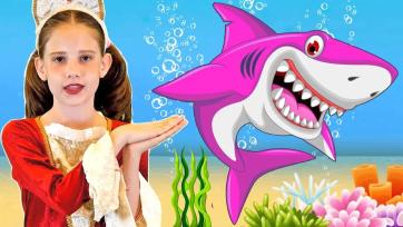 Superhero Baby Shark Dance Battle! Fun Kids Song and Moves